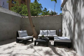 GregBnb - Studio Terrasse - PARKING INCLUS - CLIMATISÉ - 15min Gare